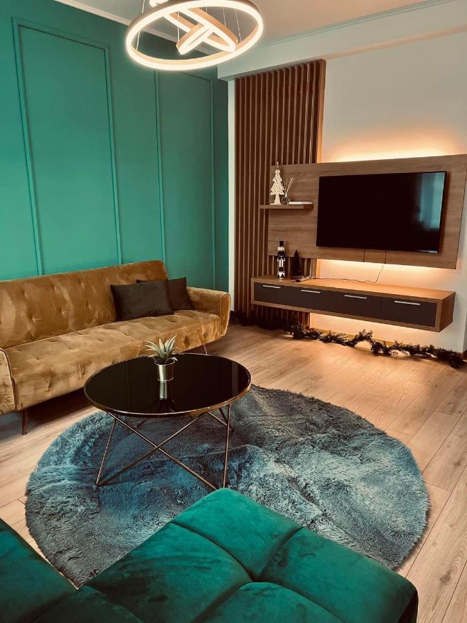 Huggo Apartment 35 เตอร์กู-มูเรช ภายนอก รูปภาพ